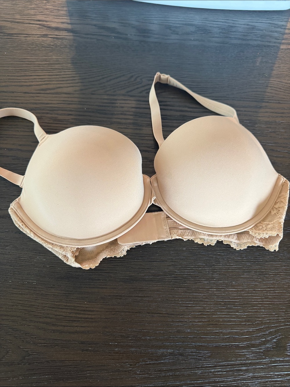 SKIMS Fits Everybody Lace T-Shirt Bra, 36D, Clay - Picture 6 of 7